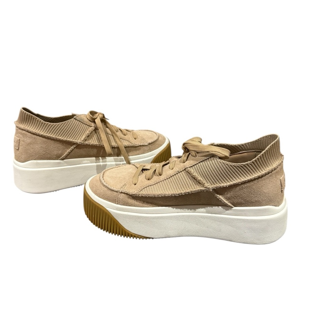 UGG Ez Duzzit Beige Platform Sneakers - Picture 4 of 11